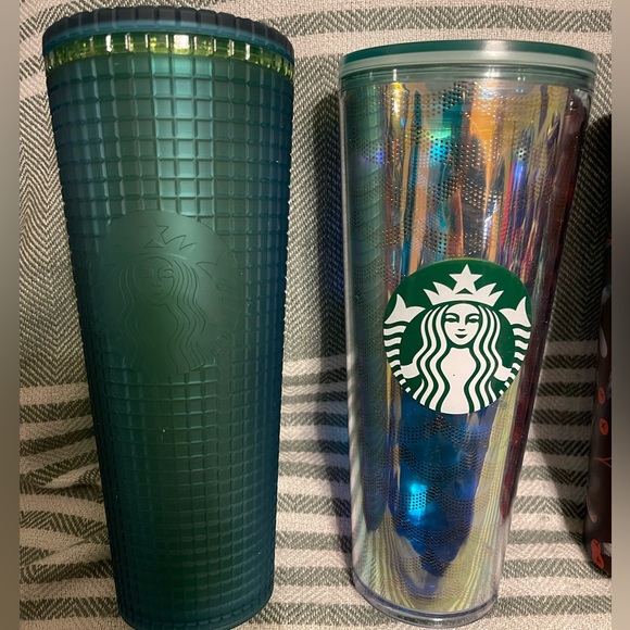 Starbucks set of 4 Cold Drink Cups (24oz) without Straws - Picture 3 of 3